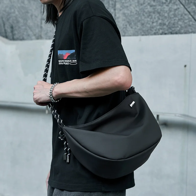 Легкая мужская нагрудная сумка из ПВХ, водонепроницаемая молния, персонализированный универсальный 12,9-дюймовый iPad для молодежного отдыха на свежем воздухе, минималистичный