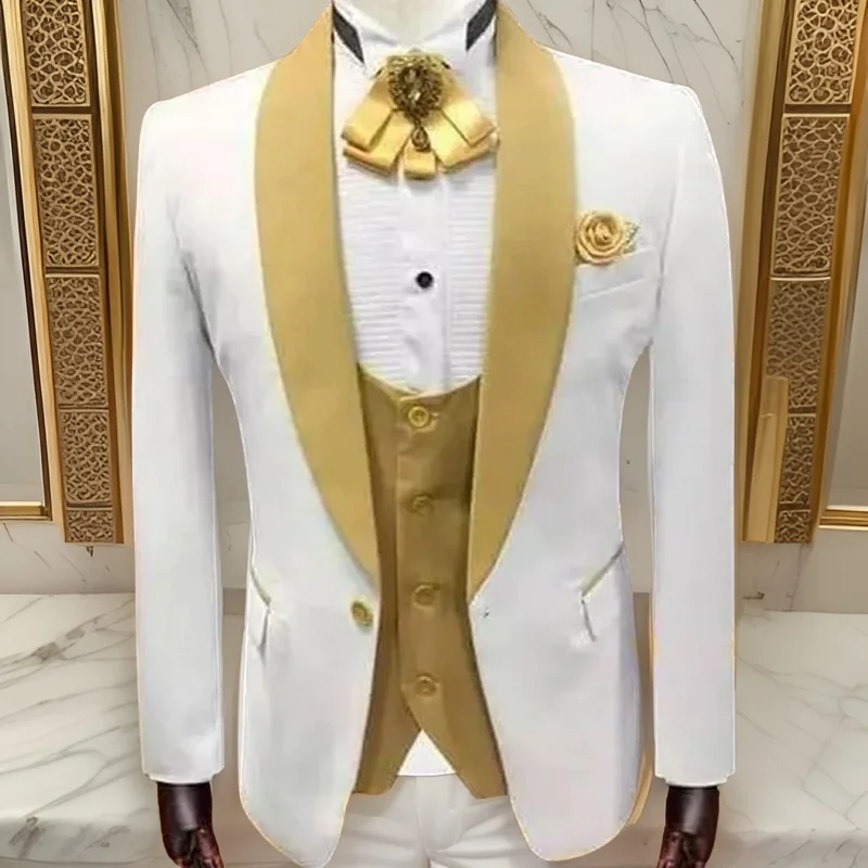 Свадебный смокинг жениха с золотым жилетом, Приталенные мужские костюмы, 3 предмета, сшитые на заказ, куртка, брюки, мужской модный костюм 2024