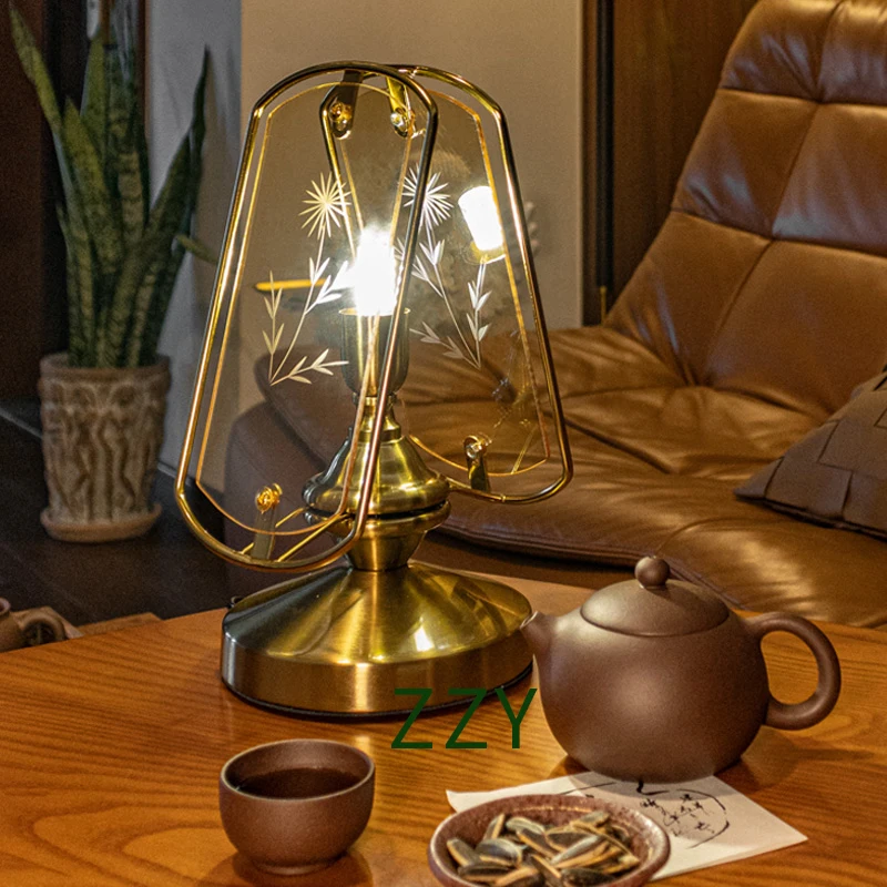 Французская настольная лампа, винтажная и вызывающая ностальгию для гостиной, спальни, кабинета, прикроватной тумбочки, офисного стола, металлического корпуса, стеклянного абажура, светодиодной лампы G9